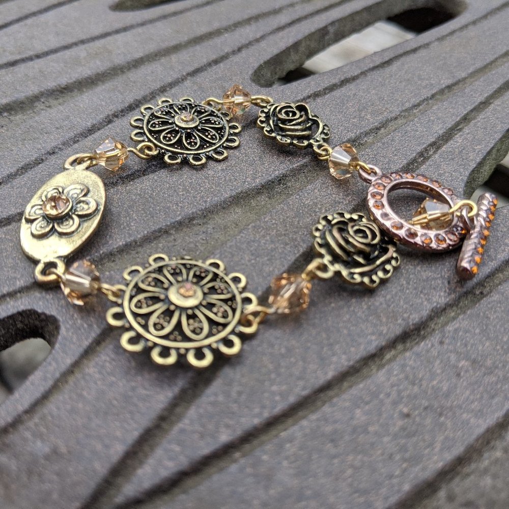 Antique Brass Colored Link Bracelet
